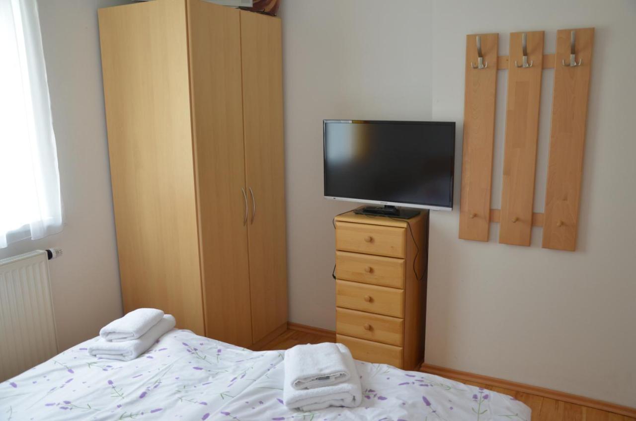 Lipno Riviera - Mysi V Bote Apartment Lipno nad Vltavou Bagian luar foto